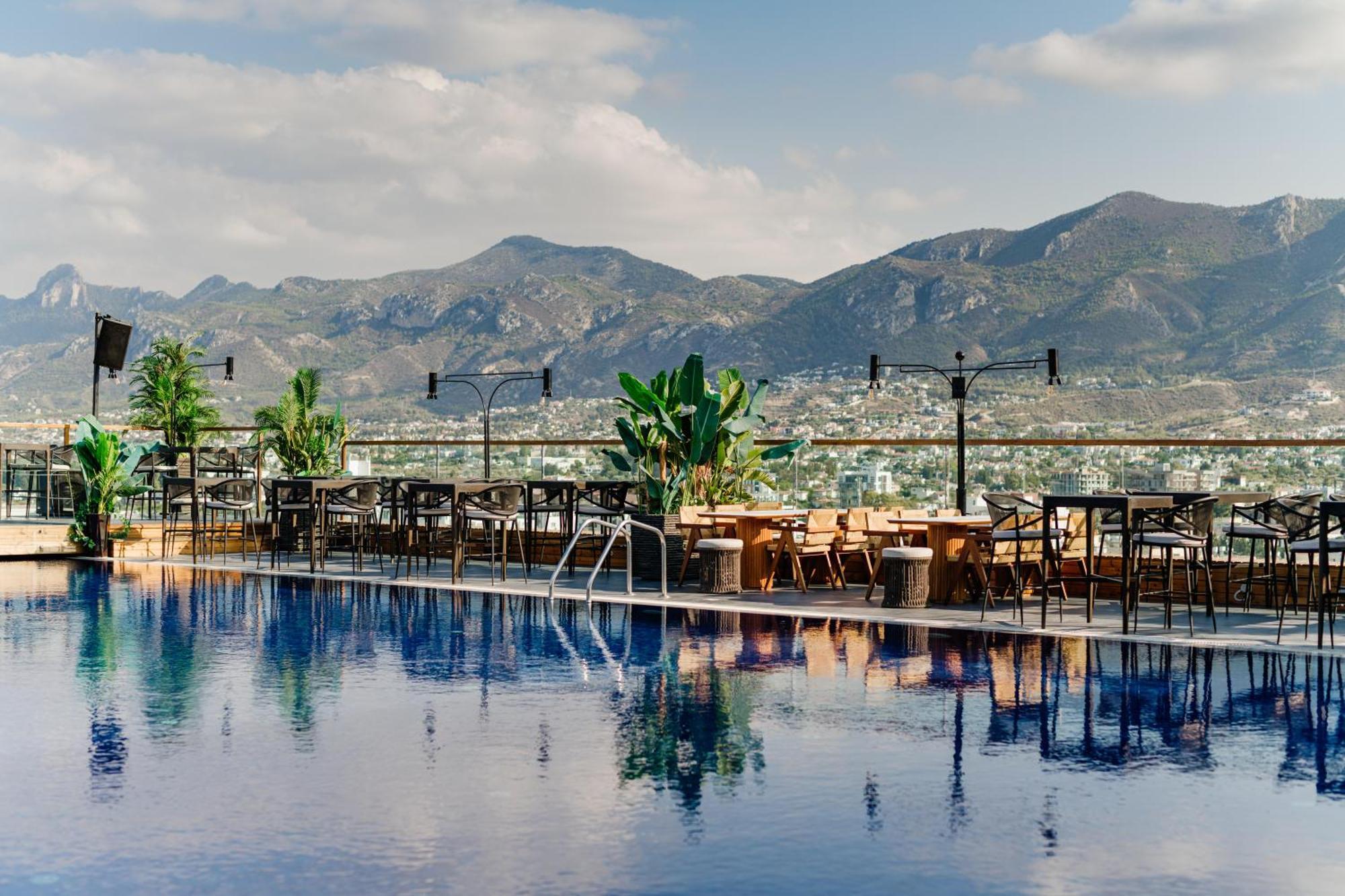 Lords Palace Hotel Spa Casino Girne Buitenkant foto